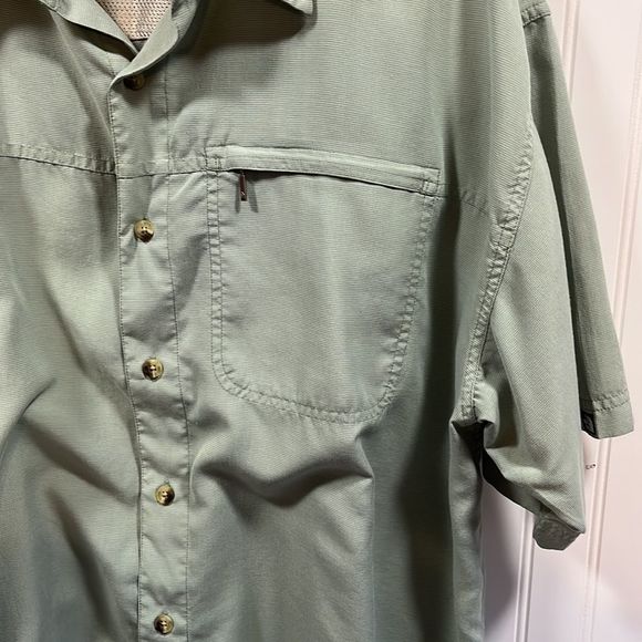 The North Face Men's Casual Button Down Shirt - Light Green - Picture 3 of 4
